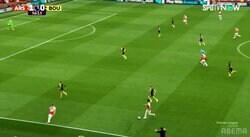 「指示もパスも完璧だ」アーセナル冨安健洋、“攻撃のスイッチ”を入れた瞬間が脚光！「トロサールとその受け渡しできるのか」「マジで凄い」などファン感嘆