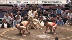 「さすがにヒドイ」大相撲観戦で残念な行為、憤りと落胆の声 取組直前の出来事に「力士に迷惑」「ガラ悪い」