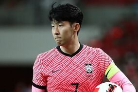 「とんでもないゴールだ」ソン・フンミンが韓国で決めた驚愕70メートル弾に衝撃！「選手全員が口を開けたままだった」