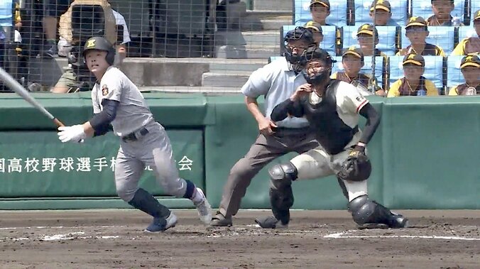 慶応が土浦日大との接戦制し103年ぶり3度目の決勝進出 1916年の第2回大会以来107年ぶり甲子園優勝に王手 1枚目