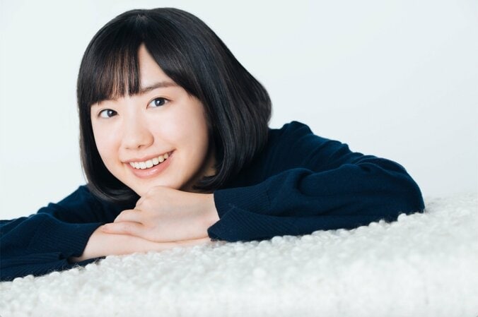 芦田愛菜インタビュー  “あやしい宗教”にのめりこむ両親と暮らす少女を演じ考えた“信じること”の本当の意味 1枚目