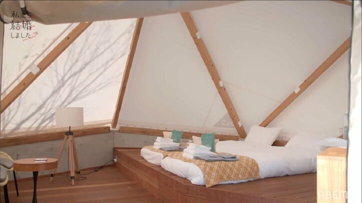 トリンドル玲奈と浅香航大、突然の渋滞に車中の雰囲気は？こじるり「渋滞の時は関係値がでる」夫婦でキャンプへ『私たち結婚しました2』第5話