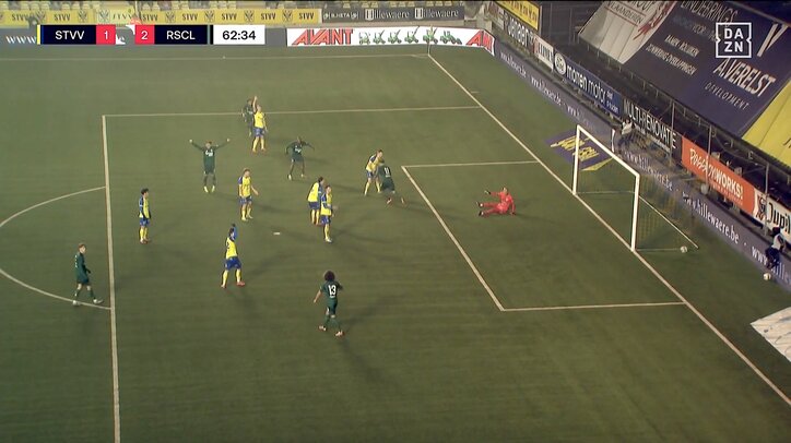 【写真・画像】驚速！J2得点王の小森飛絢、“爆速スプリント”にGK狼狽 衝撃のベルギーデビュー「自分が取れるように」初ゴールに意欲　1枚目