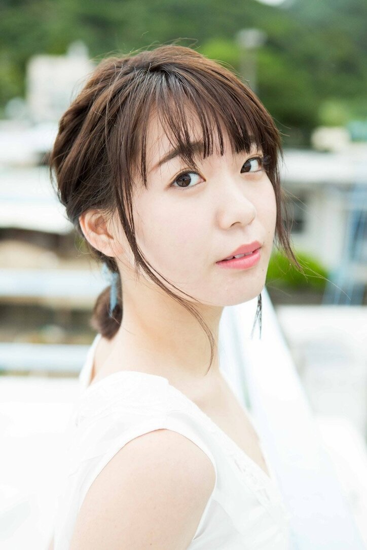 ラブライブ！声優の斉藤朱夏、サプライズの誕生日ケーキにうれし涙「油断した」