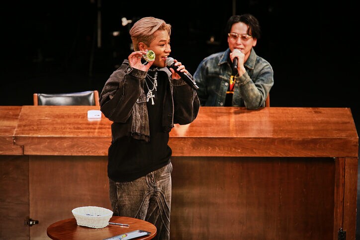 岩田剛典、HIROにもらった宝物を披露「緊張してなかなか…」三代目 J SOUL BROTHERSがデビュー日にファンイベントを開催
