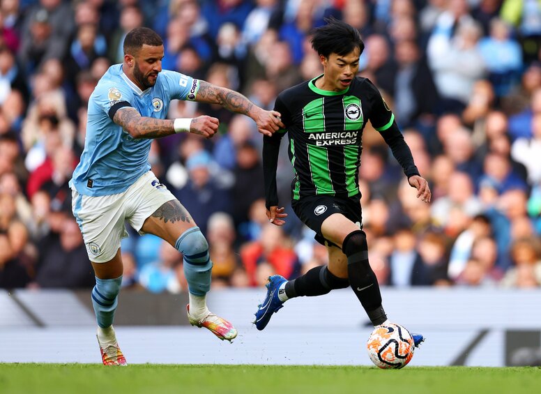 三笘薫、ついに最強ライバルをぶち破る！王者のSBカイル・ウォーカーをドリブルで“チンチン”にした瞬間「まじ感動した」ゴールを呼び込む実質アシストにファンも大興奮