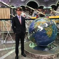 「光栄です」宮沢氷魚、メガネ男子になり“ずっと好きだった番組”出演を報告