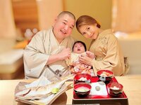 内山琴『お食い初め!!!』