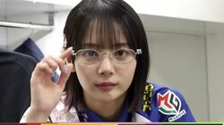 どこまでもお美しい“岡田様” モデル雀士のレアな姿にファン大喜び「いいね眼鏡」「きゃっわえええ」／麻雀・Mリーグ