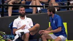 フランス人“破天荒選手”の態度に放送席で論争「アドバイス中に脚を組んで…」「あれはストレッチです」