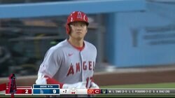 大谷翔平、豪快すぎてセンターも打球を見失う　お手上げの豪快アーチに「それだけすごい一発なんよ」