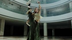 高速Y字バランス！美人すぎる17歳練習生が激しいダンス 審査員も絶賛するキュートな魅力＆野性的なパフォーマンス