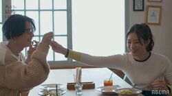 夫・塩野瑛久に珍事件！？足立梨花「ちょっと待って、歯についてる」と大爆笑！塩野はテレまくり「めちゃ恥ずかしい」『私たち結婚しました2』第2話