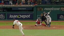 あれが入るのかよ… ヤ軍ジャッジに「ドン引き」 超低空“弾丸ライナー”が頭上を爆速通過で「ワケわからん」