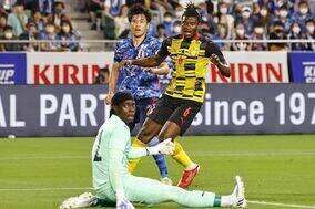 「ひどい！」日本に惨敗のガーナ、“バラバラ過ぎる”最終ラインを母国記者が証拠画像で糾弾！「オフサイドトラップのコーチを雇わなければ」