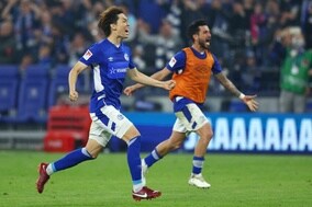 シャルケが1年で1部へ復帰！　ザンクト・パウリに逆転勝利、板倉滉はフル出場