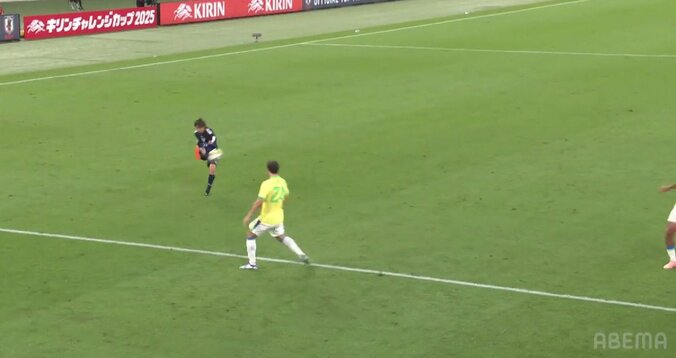 【映像】伊東純也が超精密クロスで決定機演出