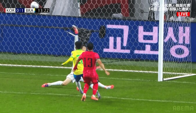 エステヴァンが合わせて先制点