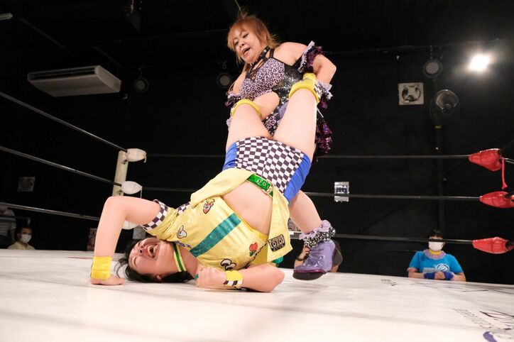 「有観客興行」再開から即座にシングル王座戦 動きを止めないアイスリボンの疾走感