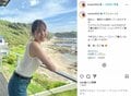 トリンドル玲奈、白のタンクトップ＆デニム姿を披露 「写真集かと思った」「似合ってます」と称賛の声