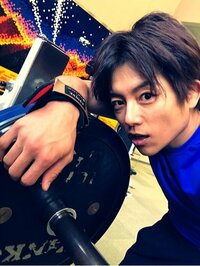 杉浦太陽『筋トレからの団らん…寝てるやんw』