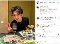 「21の年もよろしくね」“しゅんまや”前田俊、21歳の誕生日はふぐ料理に舌鼓