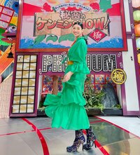 AHN MIKA『ファストファッションの派手コーデ！』