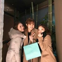 菊地亜美の結婚を祝福しティファニーのペアグラス贈る「最高の人生を」