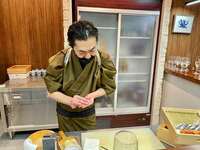 デヴィ夫人『インペリアル・メンバーの方々と 新年会♡』