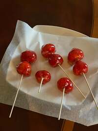 花田虎上『娘達のおやつ』