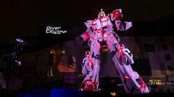 Life-Size Unicorn Gundam Statue to End Exhibition on August 31, Fans Turn Out for Emotional Final Ceremony