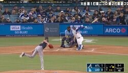 右打席は超危険！ 絶好調男・ド軍エドマン、“弾丸ライナー”でハプニング発生「危なっ！」 強打仕様“右マン”の高速打球がスタッフを襲う