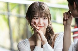 爆モテ高3女子、気になる男子からの手繋ぎをかわいく“拒否”「手より言葉の方が嬉しい」『今日好き』卒業編2023第5話