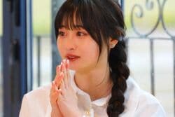 告白された人数11人の爆モテ美女、美脚スラリな真っ白な私服で男子とデートするも「付き合った後の未来が見えない」涙の展開に『今日好き』プサン編第3話