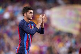 ｢ビューティフルゴール｣!!バルセロナFWの｢別アングル動画｣が話題に!! CL初戦の｢ワンダフルアシスト｣などと反響のゴール裏から｢臨場感あふれる映像｣