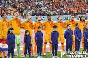 オランダ代表対エクアドル代表、予想スタメン＆フォーメーション。デパイが先発か