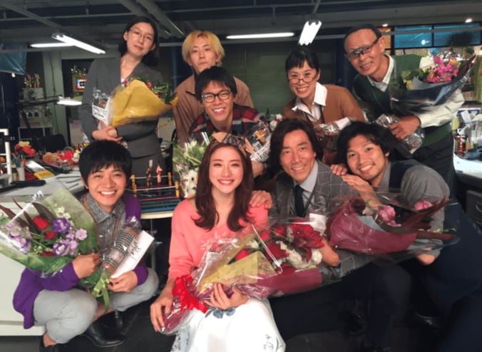 石原さとみ、笑顔でクランクアップ　20代最後“地味にスゴイ！”有終の美を飾る 1枚目