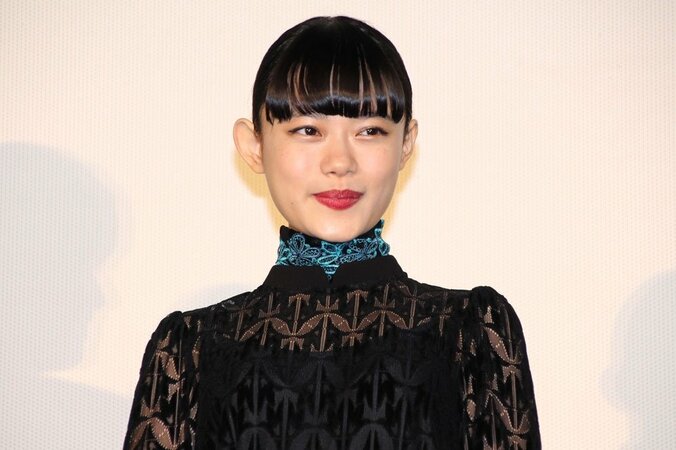 岩田剛典、グダグダ誕生日サプライズに苦笑い 21歳迎えた杉咲花に「ごめんね」　『パーフェクトワールド 君といる奇跡』舞台挨拶 3枚目