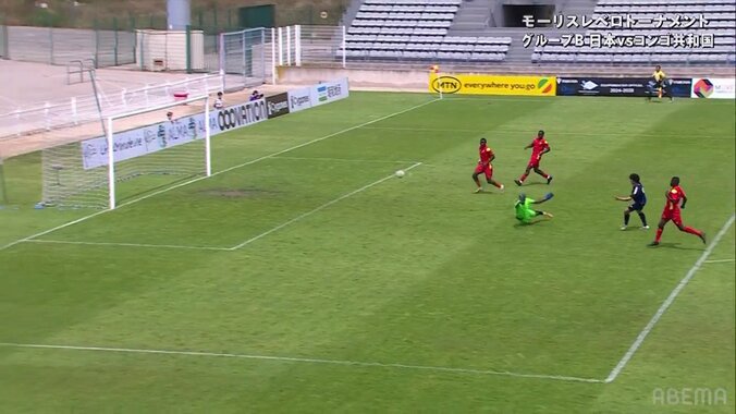 「決定力えぐい」「やはりこの男か」“川崎のレヴァンドフスキ”が圧巻2分2連発！「トラップで決まったな」絶妙キックフェイントからのファンタジックゴールの瞬間 4枚目