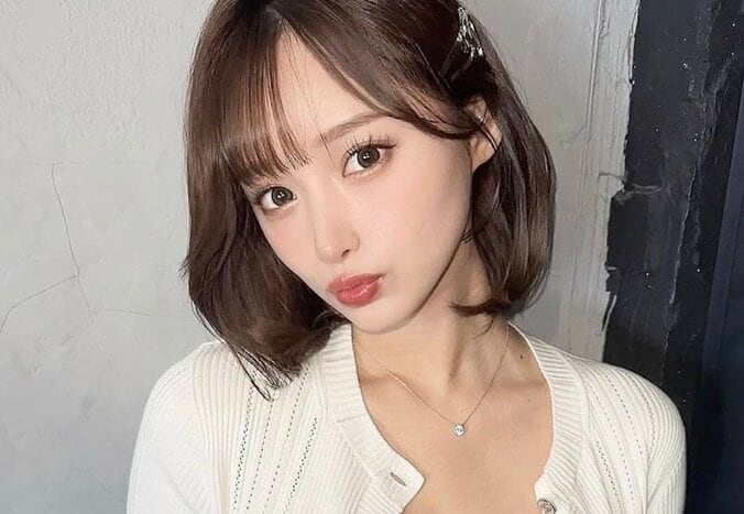 【写真・画像】“予約できない幻のキャバ嬢”、睡眠麻酔で受ける美肌治療「痛いから…」　1枚目