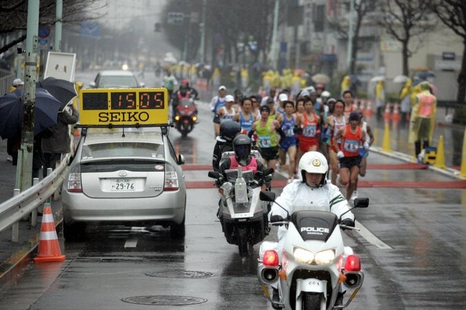 [Photos/Images] Voice Actors Hiroki Yasumoto & Chiaki Kobayashi Experience in Studio: The World of Sports Timekeeping That Records Athletes' 