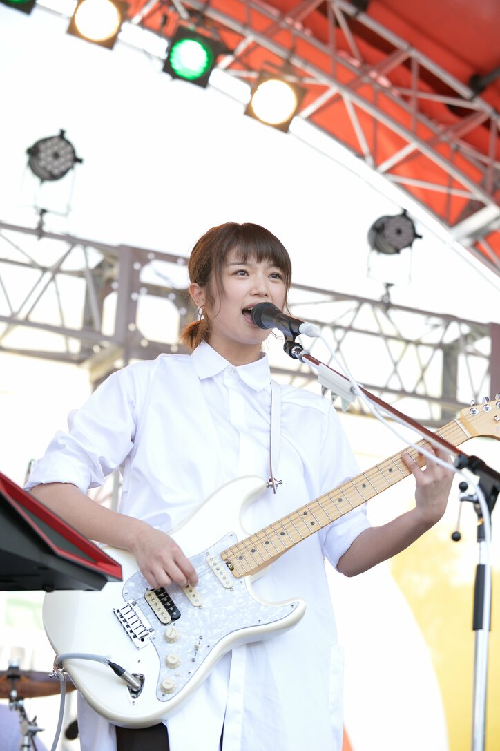 ゲスの極み乙女。、サカナ、THE BAWDIESらにオーディエンス歓喜 ライブ写真とセットリストを公開【メトロック2016 東京開催day1】