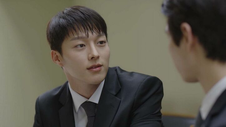 殺人犯を父に持つ男とその父に両親を殺された女…過酷な運命を背負った2人の純愛ラブストーリー『ここに来て抱きしめて』