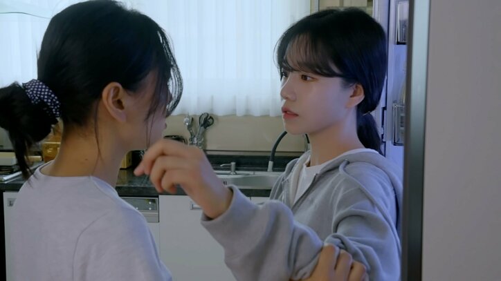 IZ*ONE出身チョ・ユリの号泣演技に反響「惹き込まれる」「演技力がエグい」『MIMICUS』11&12話