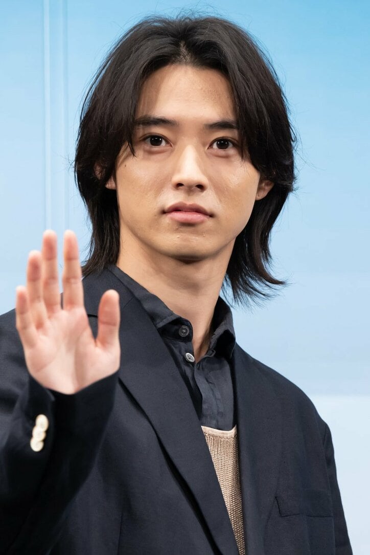 山崎賢人、久々のラブストーリーに「恥ずかしかった」と大照れ