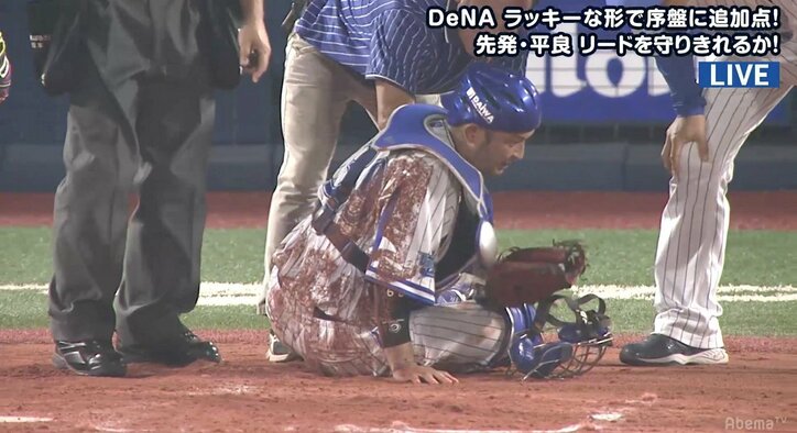 中日・ガルシアの“神対応”に視聴者「紳士的すぎる」　フルスイングのバットが横浜DeNA嶺井の側頭部を直撃