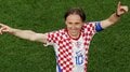 40歳291日！クロアチア代表MFモドリッチがW杯最年長アシストを記録「これが本当のピンポイントクロス」漫画ばりに曲がって落ちる超高精度CKが話題沸騰