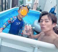 杉浦太陽『昼はプール』