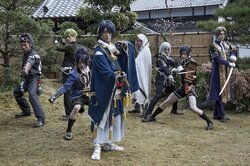 山手線でいざ出陣！ 刀剣男士が東京を駆け回る『映画刀剣乱舞』山手線ジャック