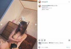 「一瞬裸かと…」清水あいり、胸元や美脚あらわな衣装のオフショットに反響「美人過ぎだよ」「たまらん」